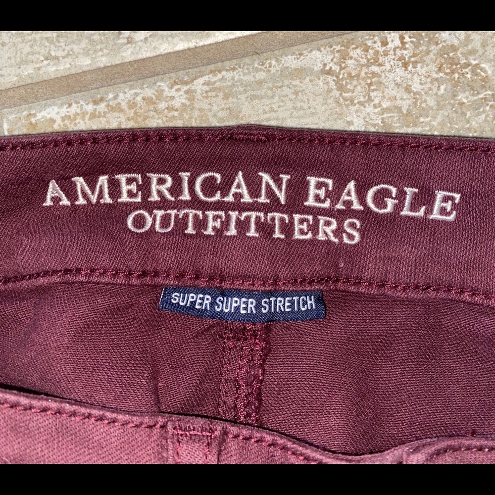 American Eagle Hi-Rise Shortie (Size 2) - Picture 3 of 6